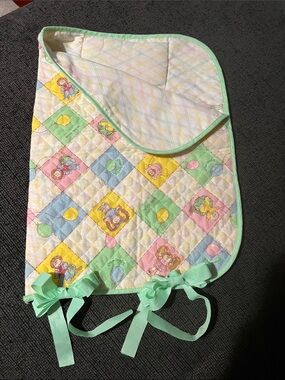 Vintage 1983 Cabbage, patch Pastel Quilted Baby sleeping bag with Mint Trim